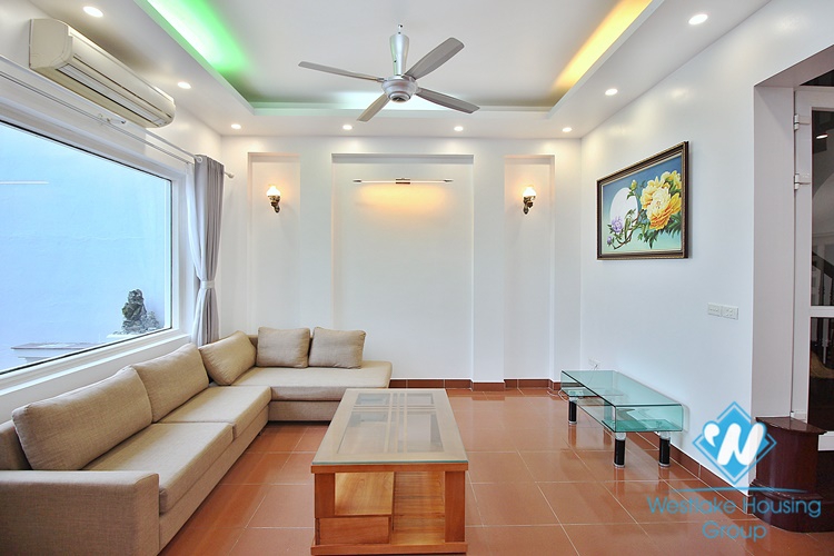 Lake view - House for rent in Tay Ho District